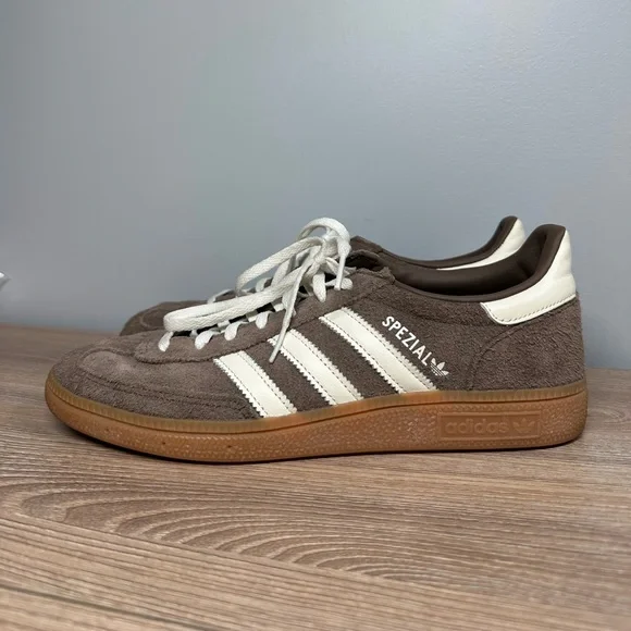Adidas Handball Spezial Sneakers Earth Strata Off White Gum 9.5 - Picture 2 of 11